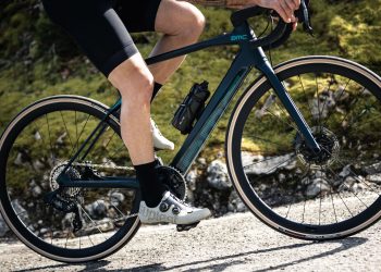 Comparatif : Top 16 des meilleurs vélos de route 2025